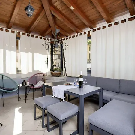 Casa Regina In - Haus Fuer 6 Personen