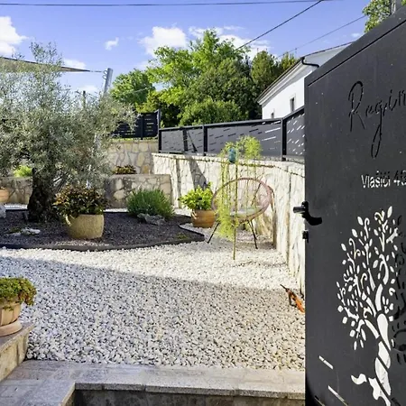 Casa Regina In - Haus Fuer 6 Personen Kršan